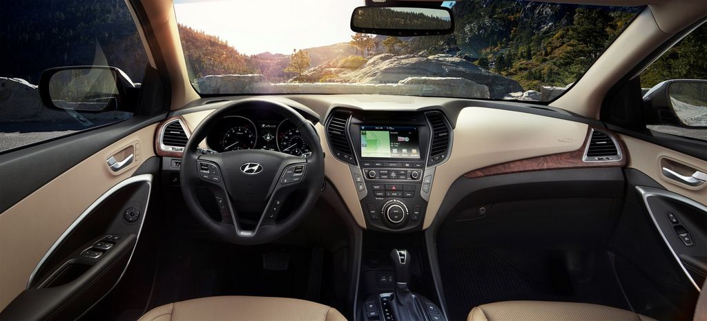 Hyundai Santafe 2018 nội thất xe