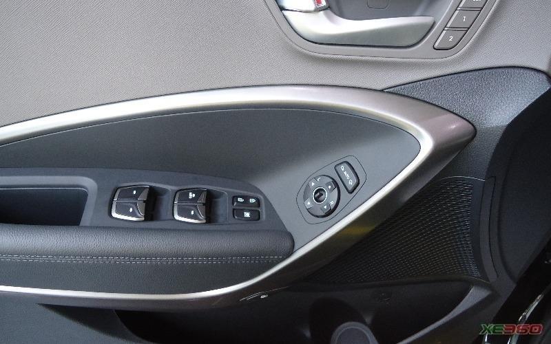 Hyundai SantaFe 2.4 xăng đặc biệt