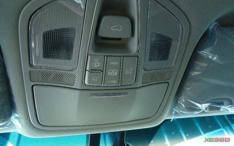 Hyundai SantaFe 2.4 xăng đặc biệt