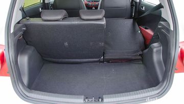 Hyundai i10 2018 không gian chứa đồ