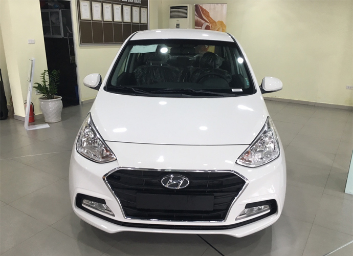 Hyundai i10 2018 màu trắng
