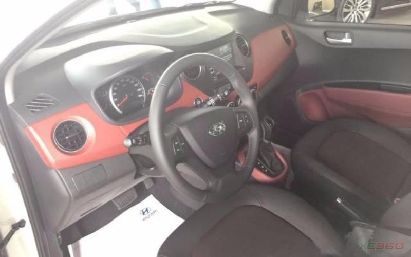 Hyundai Grand i10 1.2 AT Sedan