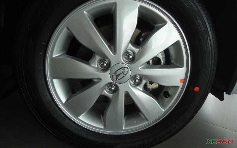 Hyundai Grand i10 1.2AT Hatchback
